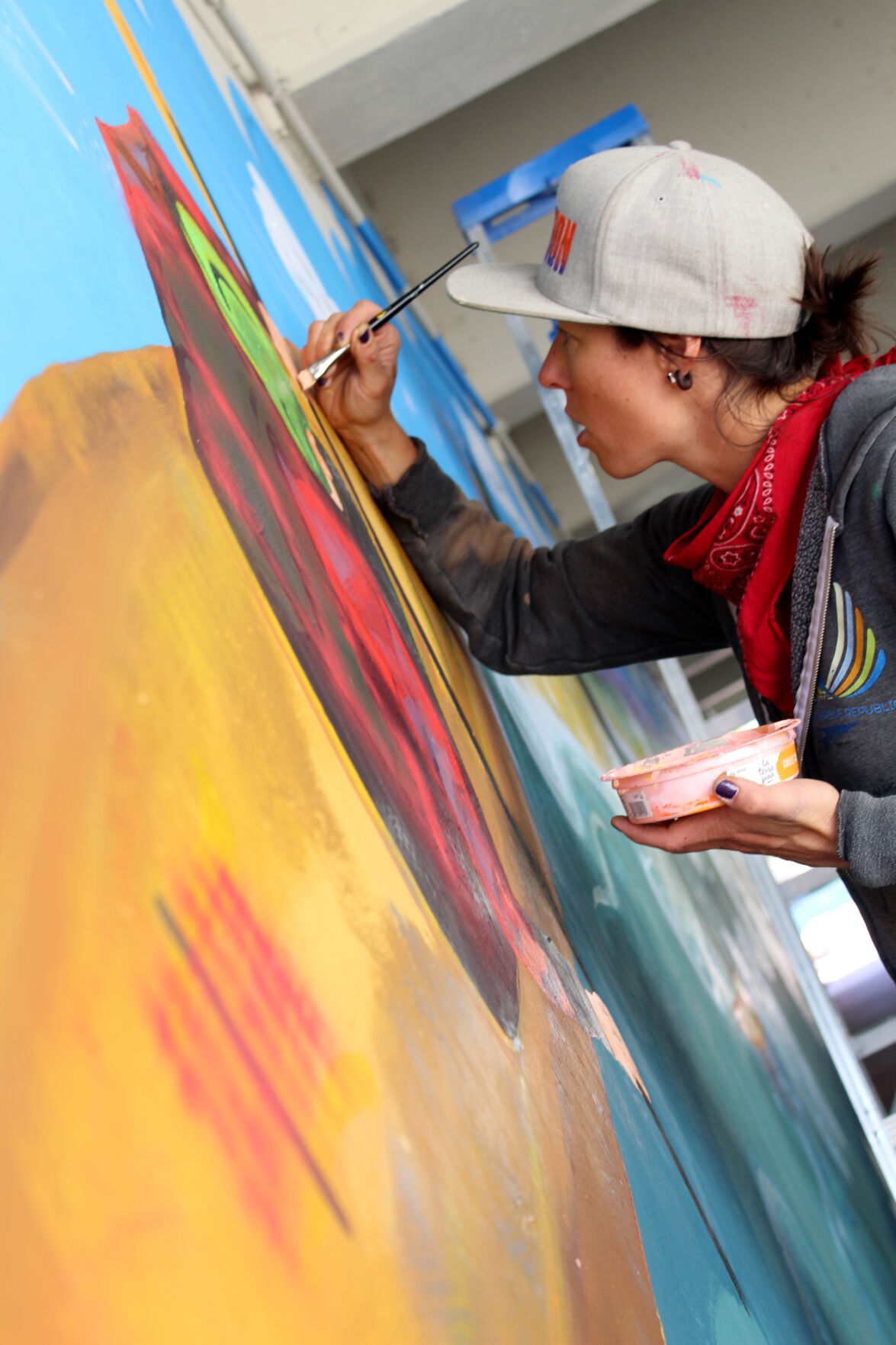 Heather painting kayak